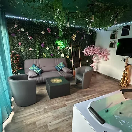 The Jungle Strasbourg Апартаменты
